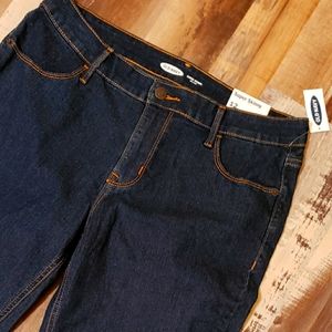 Dark denim never worn old navy jeans